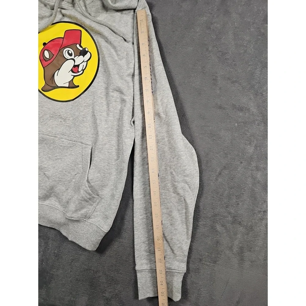Buc-ee's Men's Hoodie Small Gray‎ Pullover Sweatshirt Kangaroo Pocket Logo